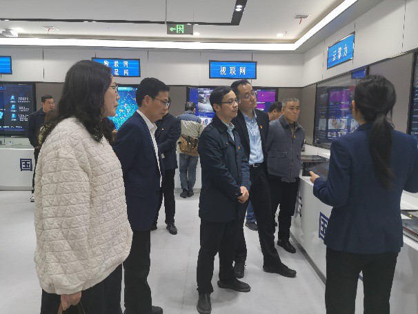 7.市廣播電視臺：開展“學(xué)習(xí)AI.jpg